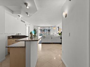 6917 Collins Ave 1512, Miami Beach FL 33141