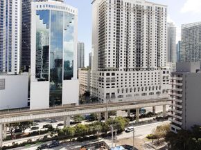 104 SW 9th St 1101, Miami FL 33130