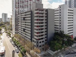 104 SW 9th St 1101, Miami FL 33130