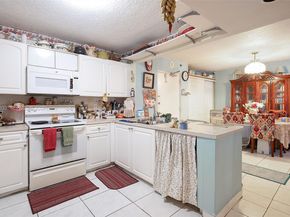 104 SW 9th St 1101, Miami FL 33130