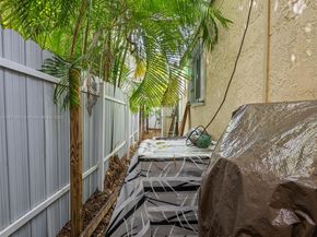 2295 SW 16th Ct, Miami FL 33145