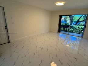 11250 SW 13th St 104, Pembroke Pines FL 33025