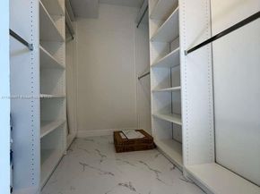 11250 SW 13th St 104, Pembroke Pines FL 33025