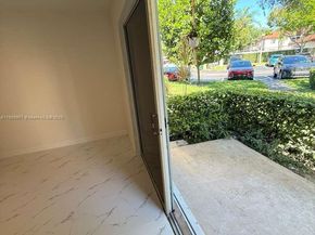 11250 SW 13th St 104, Pembroke Pines FL 33025