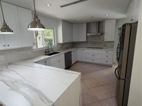 7145 SW 92nd Ct, Miami FL 33173