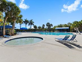 1041 NW 189th Ave, Pembroke Pines FL 33029