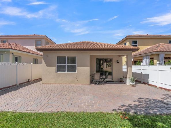 3920 NE 13th Dr, Homestead FL 33033