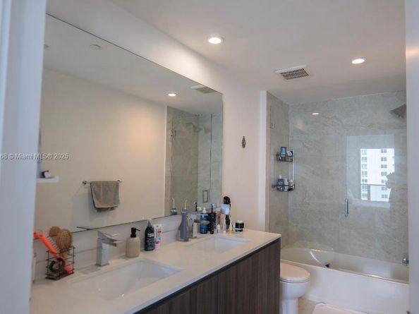 488 NE 18th St 4509, Miami FL 33132