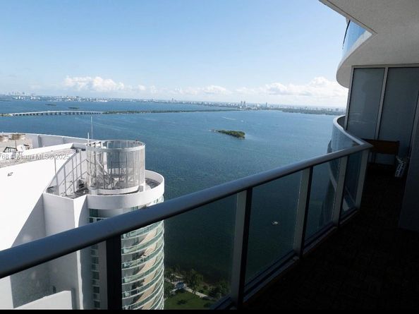 488 NE 18th St 4509, Miami FL 33132