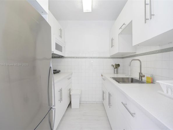 344 Meridian Ave 2B, Miami Beach FL 33139
