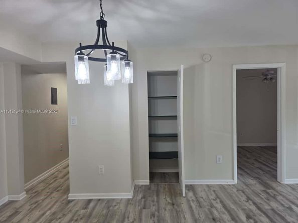 4721 NW 7th St 30412, Miami FL 33126