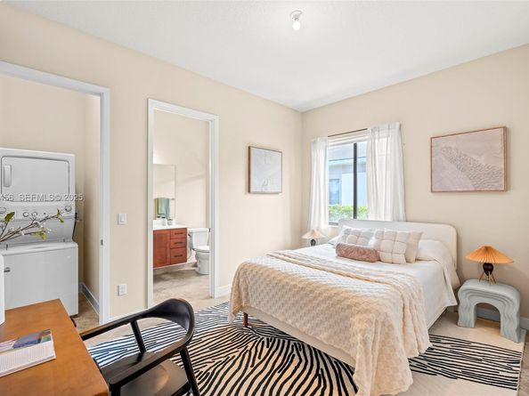 10915 Moore Dr, Parkland FL 33076