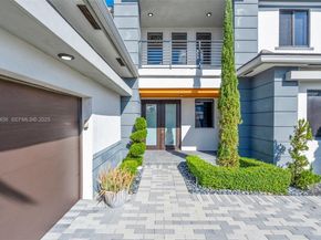 10915 Moore Dr, Parkland FL 33076