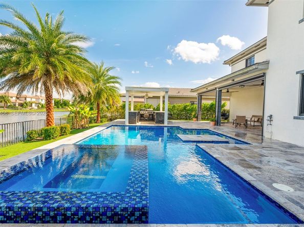 10915 Moore Dr, Parkland FL 33076