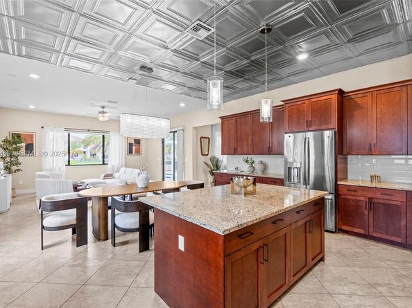 10915 Moore Dr, Parkland FL 33076