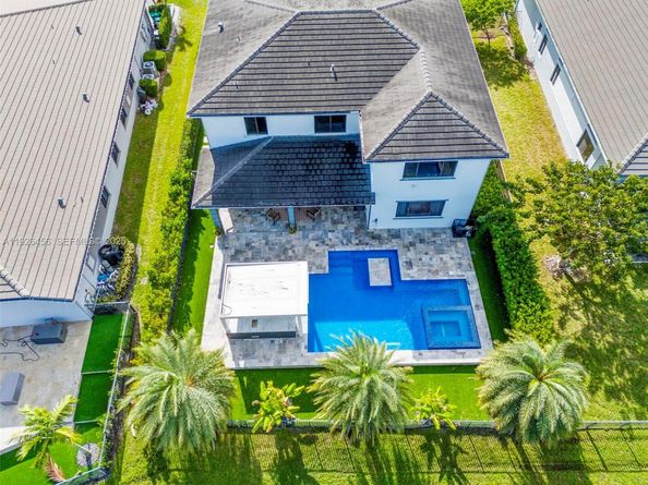 10915 Moore Dr, Parkland FL 33076