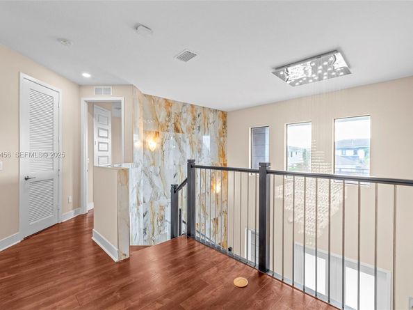 10915 Moore Dr, Parkland FL 33076