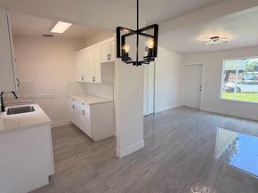 318 NW 30th Terrace, Fort Lauderdale FL 33311