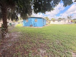 318 NW 30th Terrace, Fort Lauderdale FL 33311