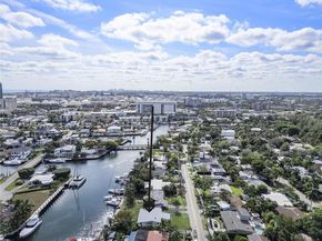 1212 Cordova Rd, Fort Lauderdale FL 33316