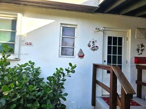 1212 Cordova Rd, Fort Lauderdale FL 33316