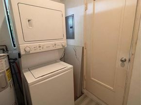 1425 Grant St, Hollywood FL 33020