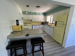 1425 Grant St, Hollywood FL 33020