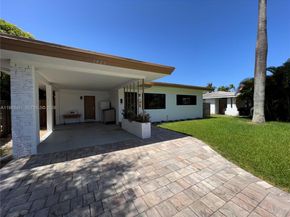 1425 Grant St, Hollywood FL 33020