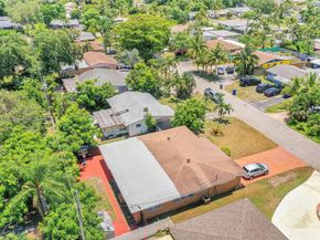 2201 N 57th Ter, Hollywood FL 33021