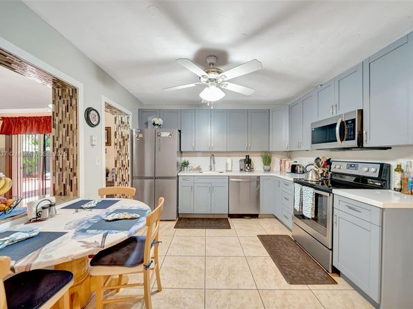 2201 N 57th Ter, Hollywood FL 33021