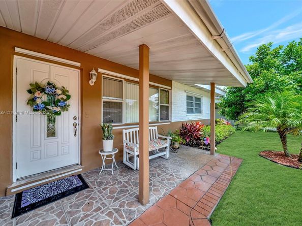 2201 N 57th Ter, Hollywood FL 33021