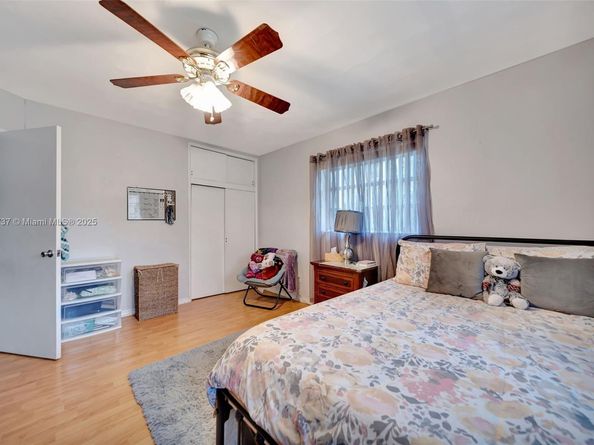 2201 N 57th Ter, Hollywood FL 33021