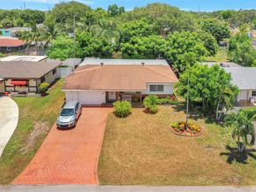 2201 N 57th Ter, Hollywood FL 33021