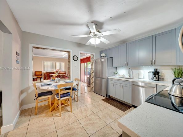 2201 N 57th Ter, Hollywood FL 33021