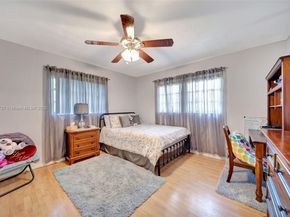 2201 N 57th Ter, Hollywood FL 33021