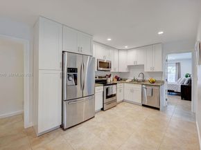 932 Polk St, Hollywood FL 33019