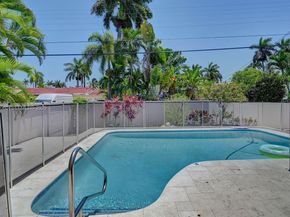 932 Polk St, Hollywood FL 33019