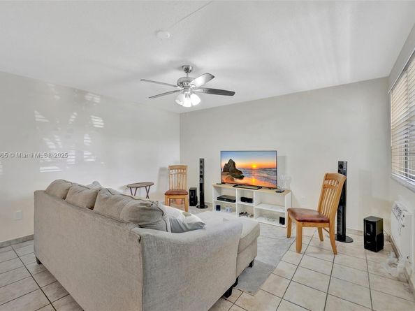 1395 NE 167th St 104, Miami FL 33162