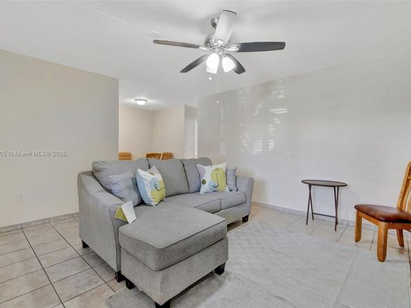 1395 NE 167th St 104, Miami FL 33162