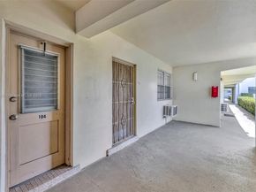 1395 NE 167th St 104, Miami FL 33162