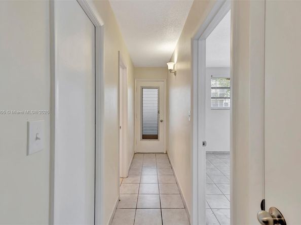 1395 NE 167th St 104, Miami FL 33162