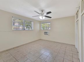 1395 NE 167th St 104, Miami FL 33162
