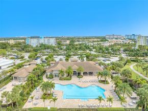 1436 Silk Oak Dr, Hollywood FL 33021
