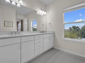 1436 Silk Oak Dr, Hollywood FL 33021