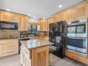 1030 NE 202nd Ter, Miami FL 33179