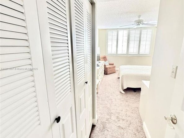1470 Sheridan St 18C, Hollywood FL 33020
