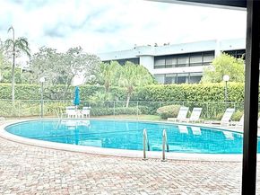 1470 Sheridan St 18C, Hollywood FL 33020