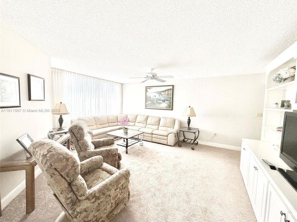 1470 Sheridan St 18C, Hollywood FL 33020