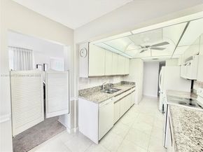 1470 Sheridan St 18C, Hollywood FL 33020