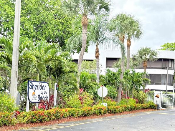 1470 Sheridan St 18C, Hollywood FL 33020